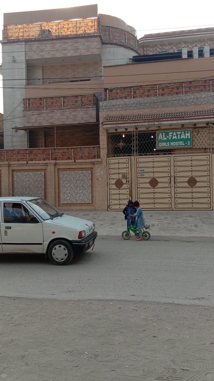 Al-Fatah Girls Hostel 4 photo