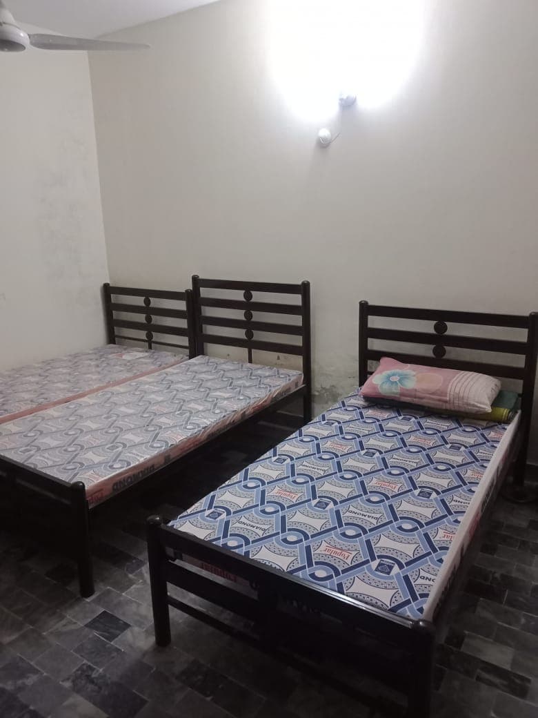 Mariam Hostel , Separate Hostel for Girls & Boys photo