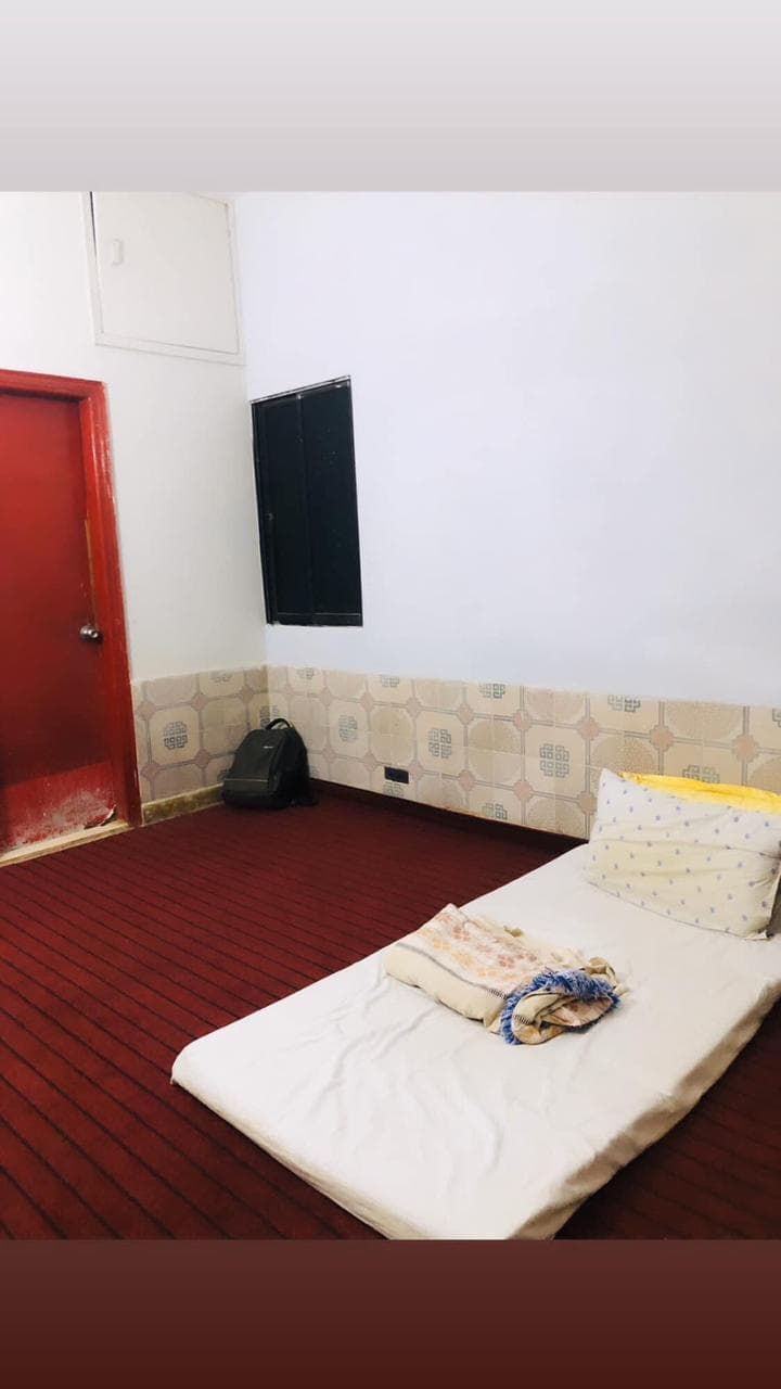 Al hasnain boys hostel photo