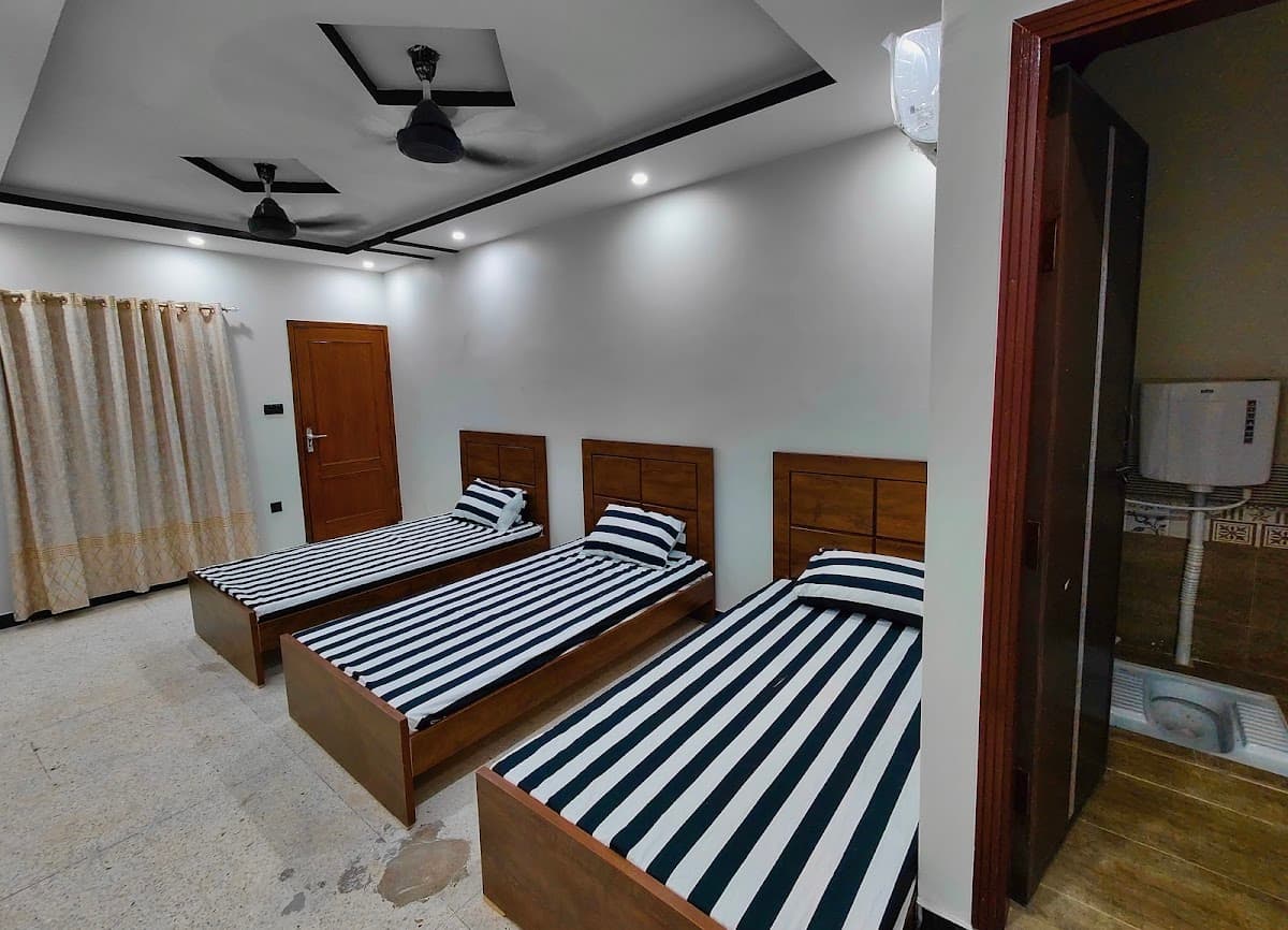 Karachi Boys Hostel photo