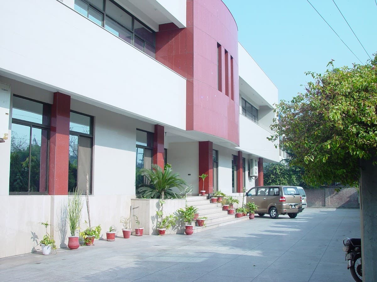 Sheeraz Girls Hostel photo