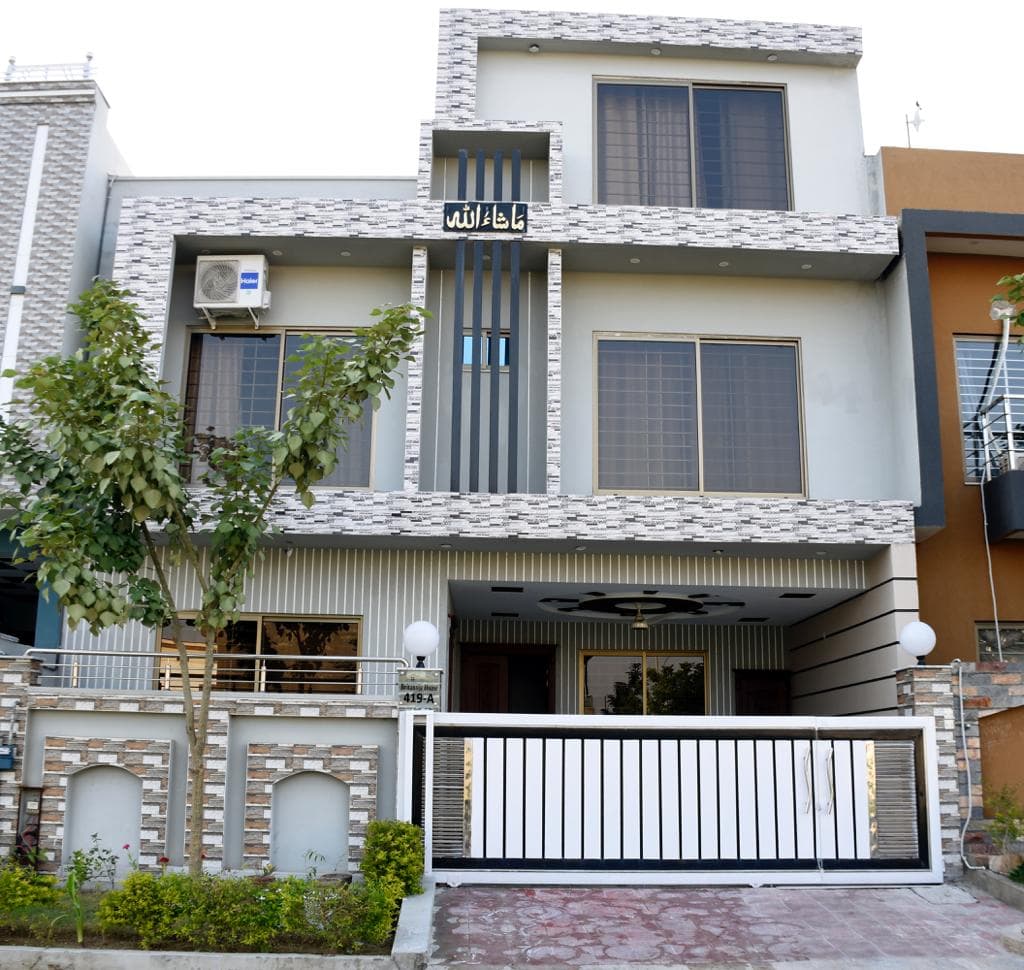 Britannia house near Islamabad international airport and Motorway photo