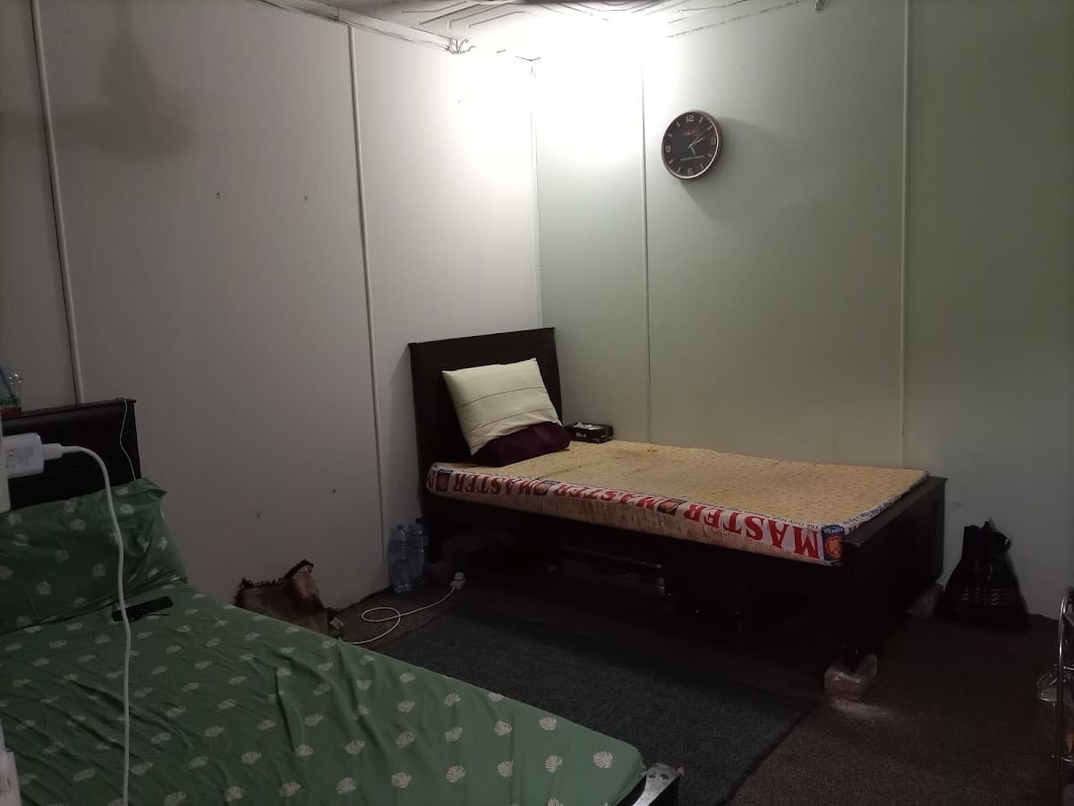 Mussarat Girls Hostel photo