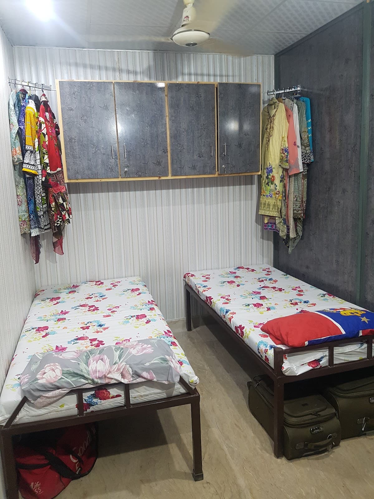 Red Rose Girls Hostel photo