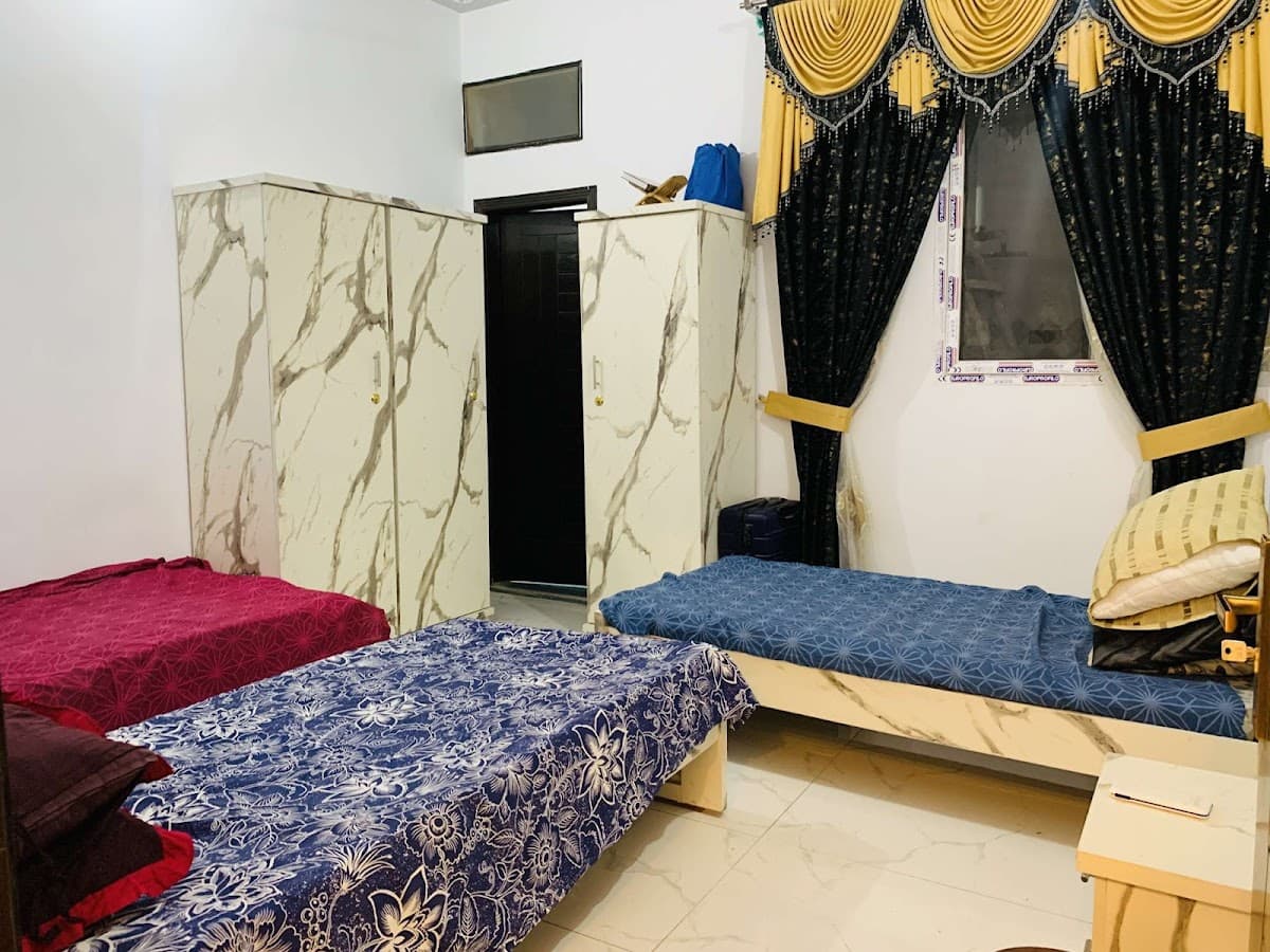 A Rehman Boys Hostel photo