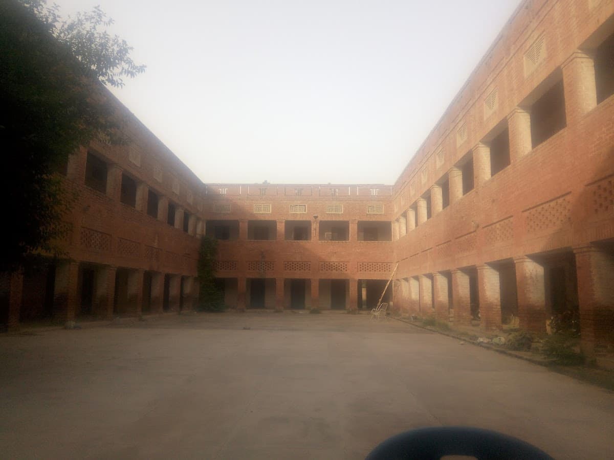 GC University Hostel photo